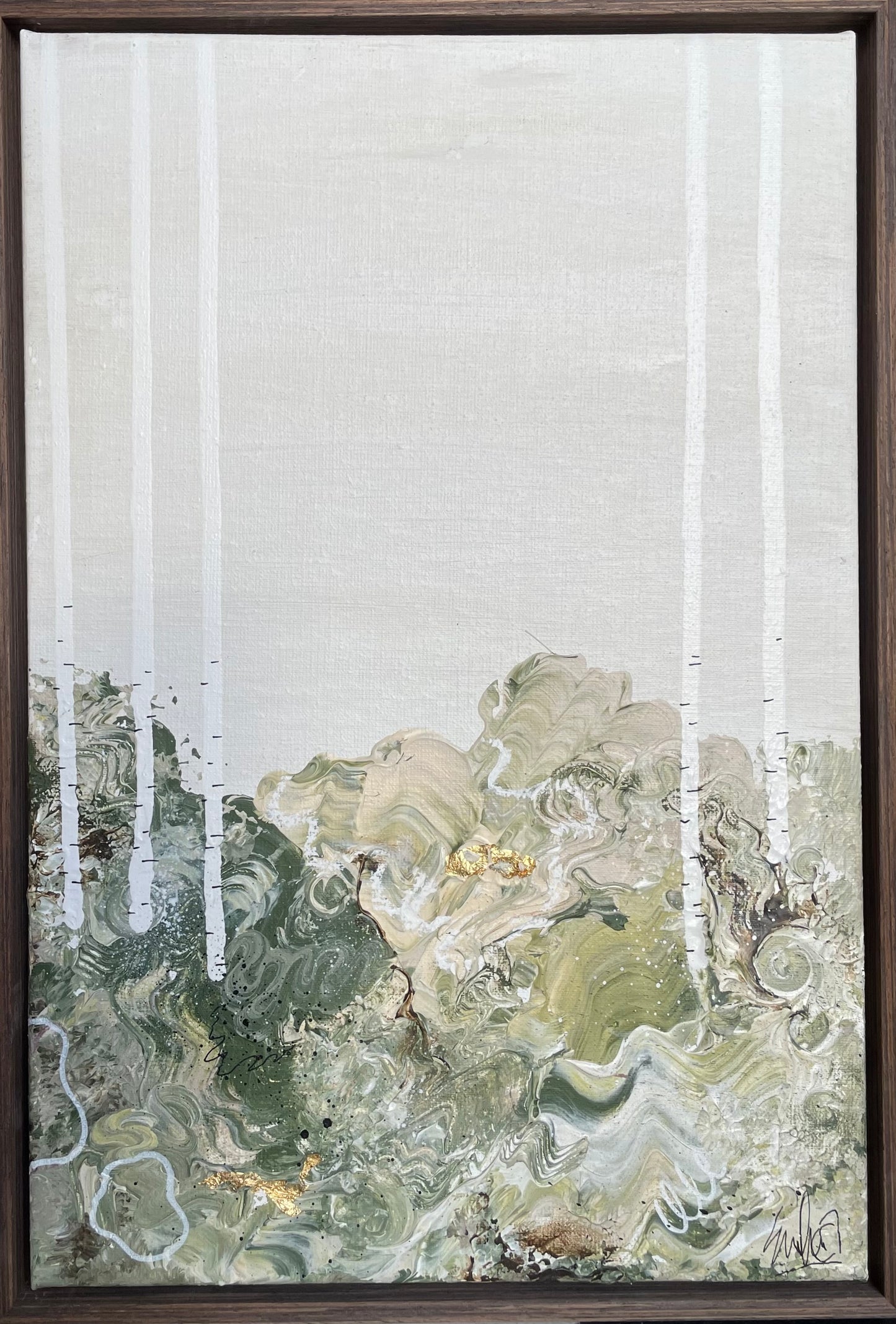 Klöver - with a walnut frame