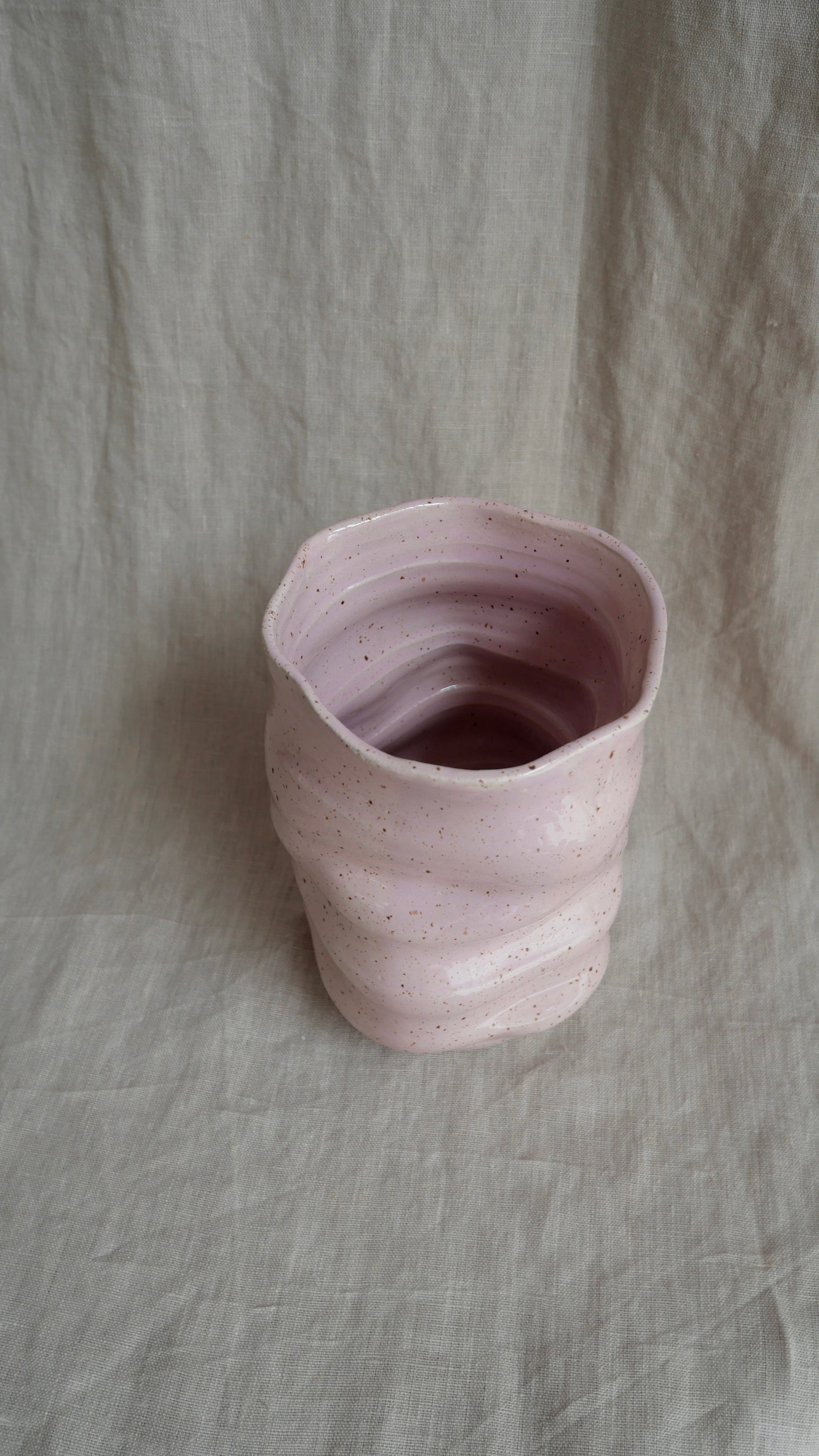 Collapse Vase pink