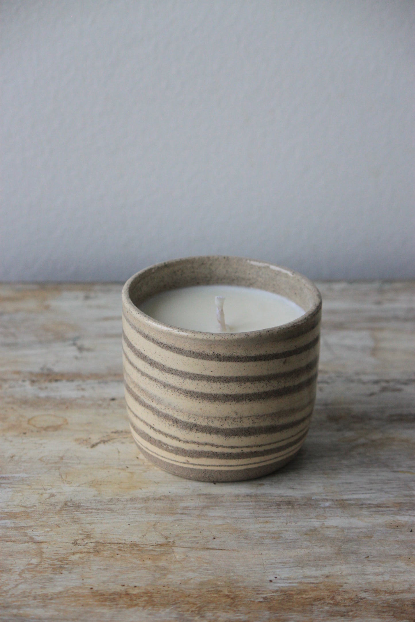 Ljus keramik candle