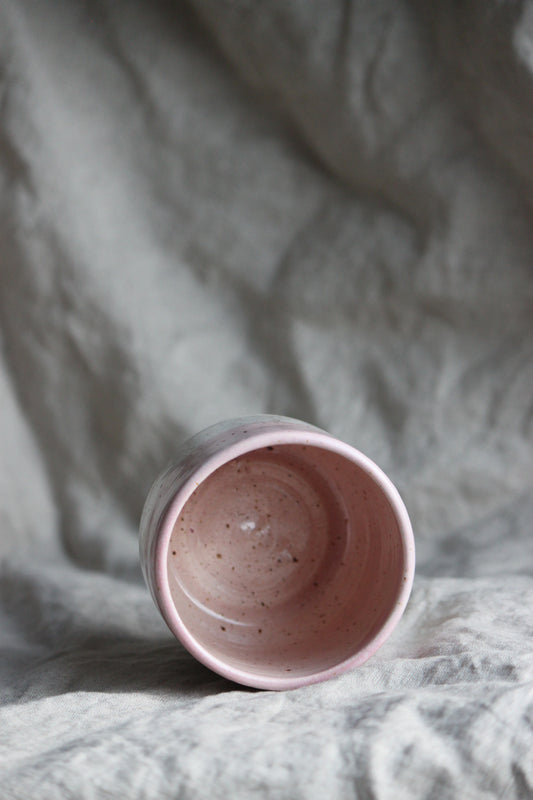 Fade cup