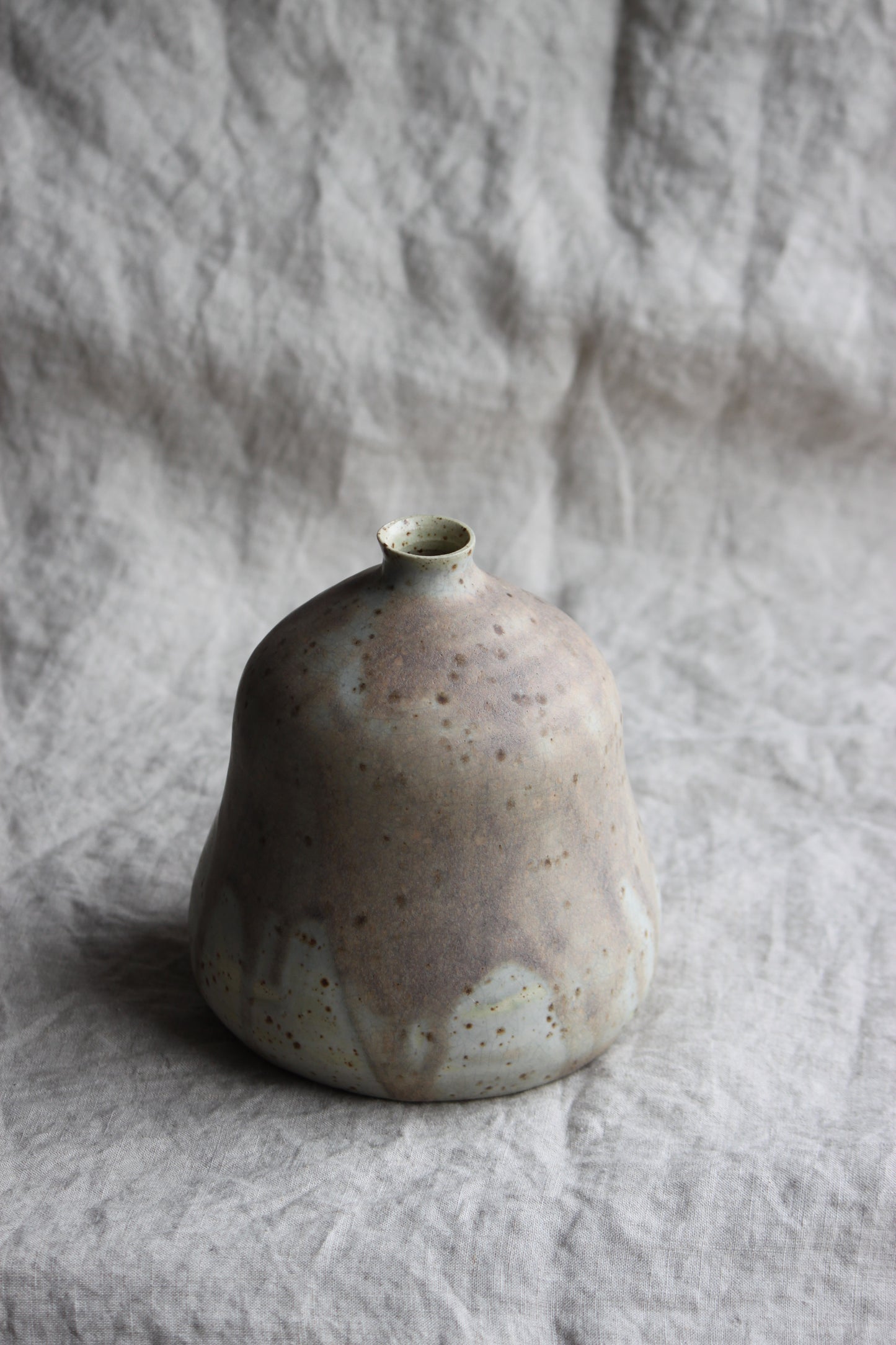 Pear vase large