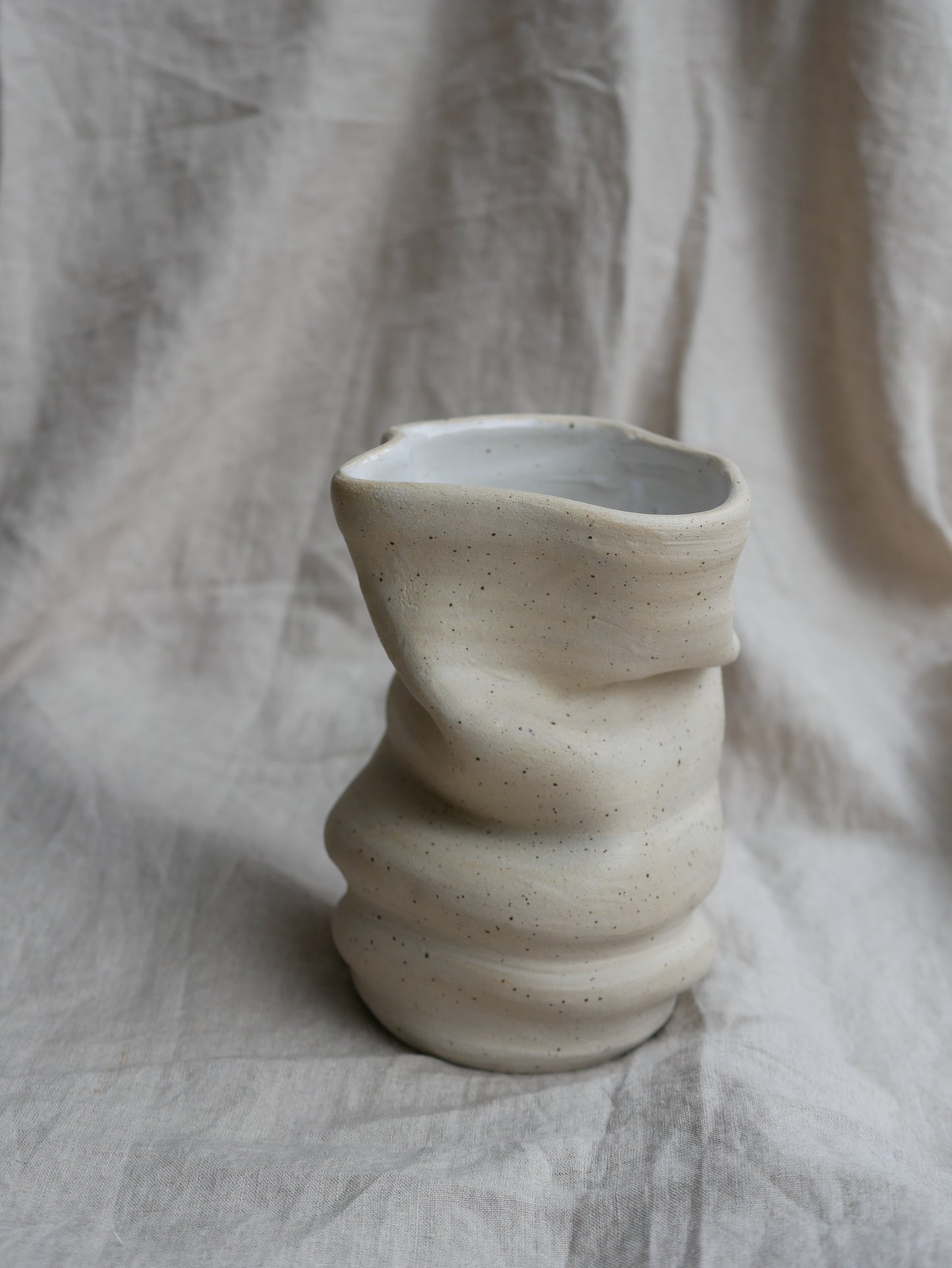 Collapse Vase raw