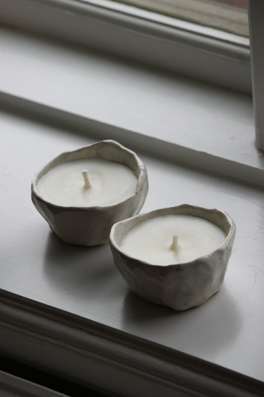 Ljus keramik candle