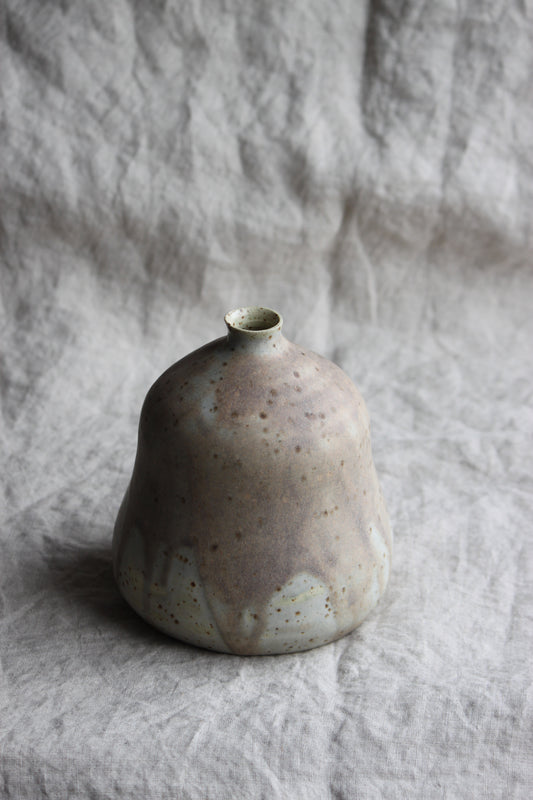 Pear vase large